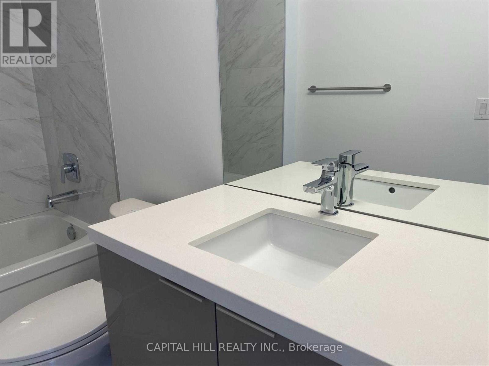 2016 - 158 Front Street E, Toronto, Ontario  M5A 1E5 - Photo 16 - C12933504