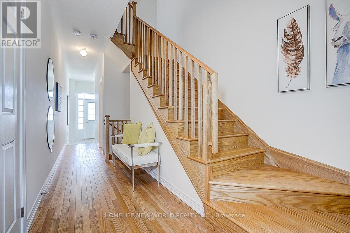 2865 Albatross Way, Pickering, Ontario  L1X 0P6 - Photo 3 - E12933512