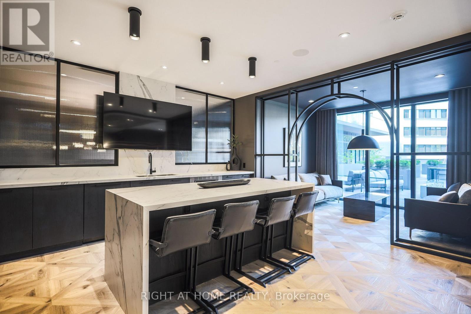 204 - 285 Dufferin Street, Toronto, Ontario M6K 1E6 - Photo 36 - W12933506