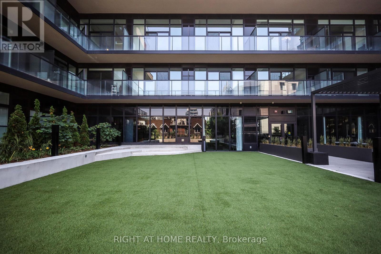 204 - 285 Dufferin Street, Toronto, Ontario M6K 1E6 - Photo 44 - W12933506