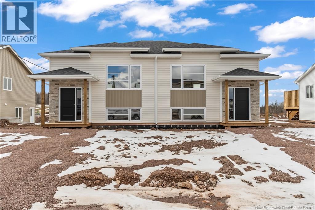 296 Maccoun Street, Moncton, New Brunswick  E1K 0A1 - Photo 2 - NB133948