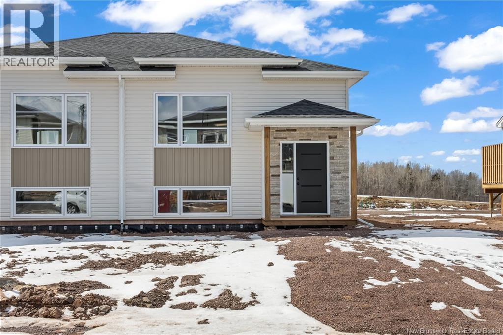 296 Maccoun Street, Moncton, New Brunswick  E1K 0A1 - Photo 1 - NB133948