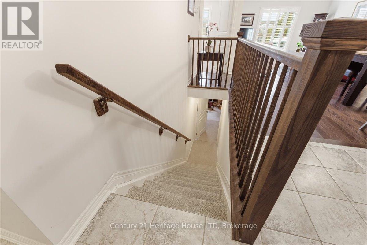 137 Silverwood Avenue, Welland, Ontario  L3C 0B7 - Photo 26 - X12805538