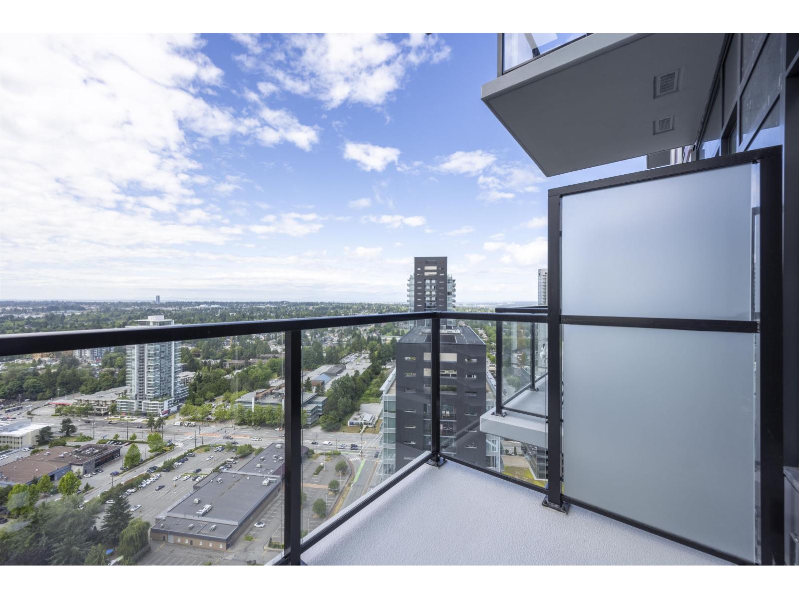 3202 13745 GEORGE JUNCTION, surrey, British Columbia