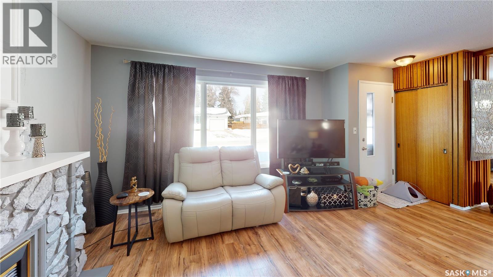 6003 5th Street, Rosthern, Saskatchewan  S0K 3R0 - Photo 9 - SK031531