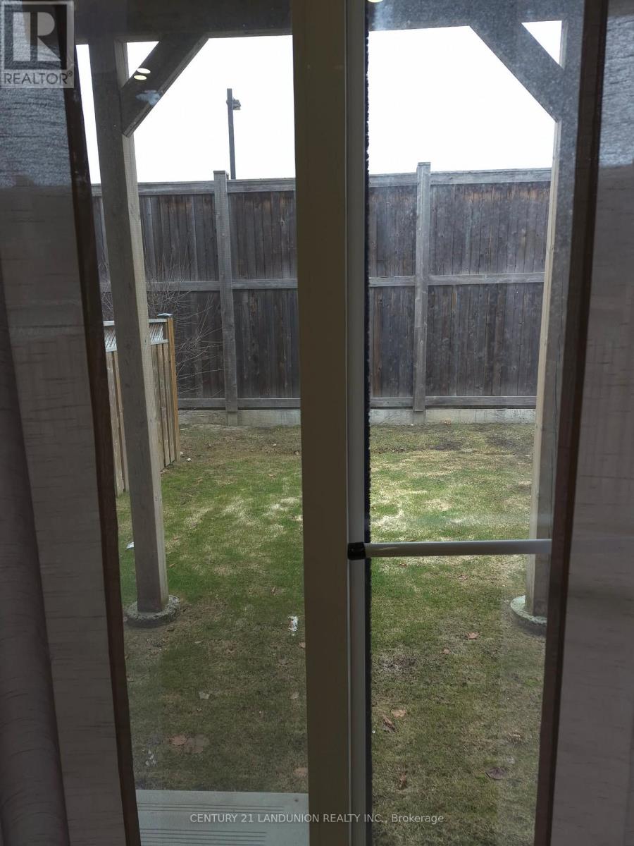 56 Bloom Crescent, Hamilton, Ontario  L0R 1P0 - Photo 26 - X12900356