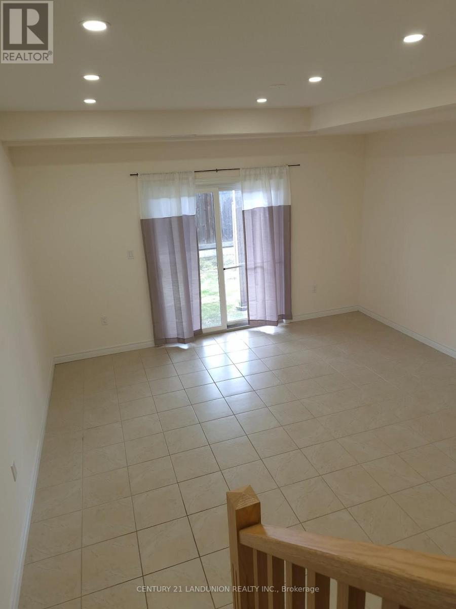 56 Bloom Crescent, Hamilton, Ontario  L0R 1P0 - Photo 23 - X12900356