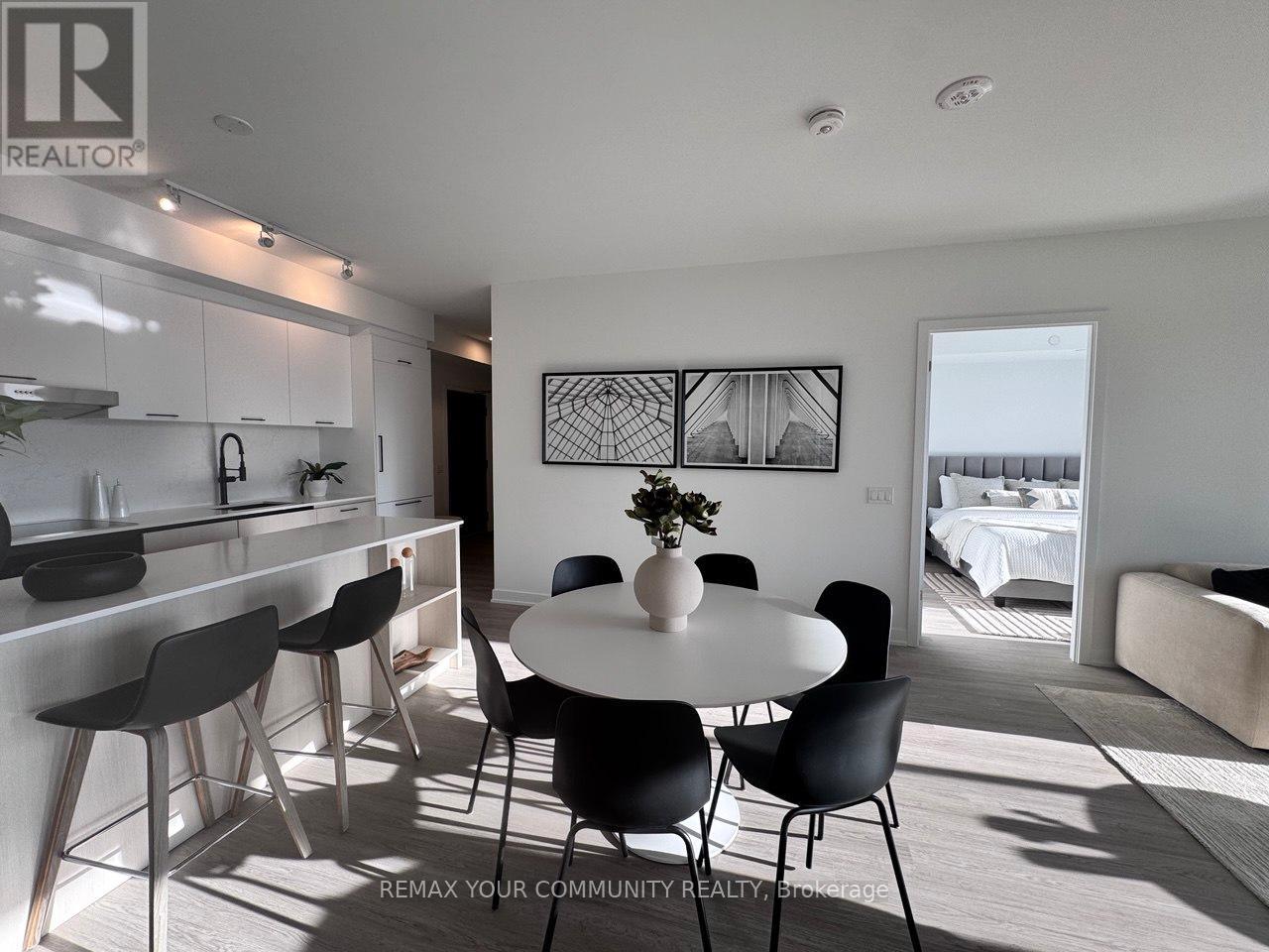 332 - 8188 Yonge Street, Vaughan, Ontario  L4J 0M2 - Photo 6 - N12933360