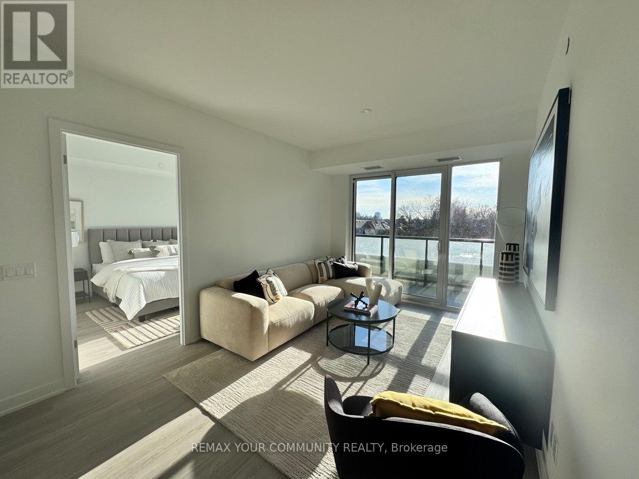 332 - 8188 Yonge Street, Vaughan, Ontario  L4J 0M2 - Photo 3 - N12933360