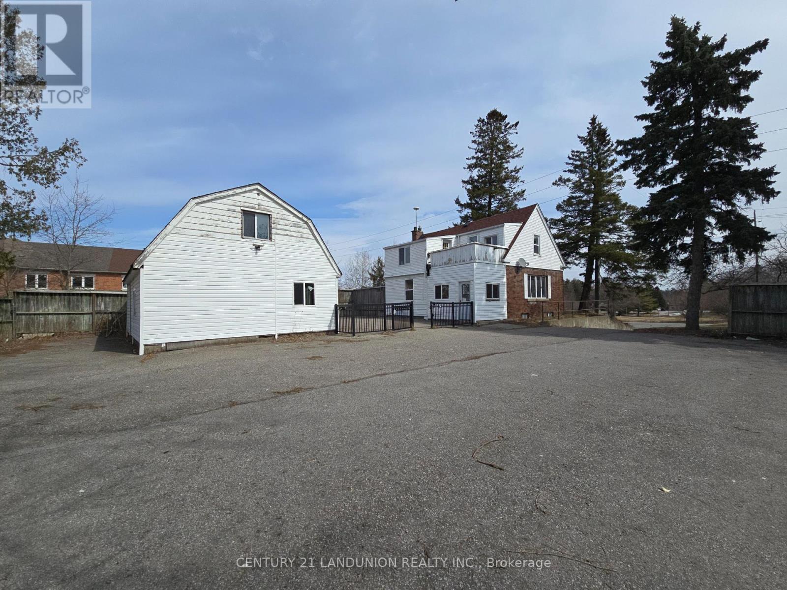 11960 Yonge Street, Richmond Hill, Ontario  L4E 3N6 - Photo 6 - N12933530