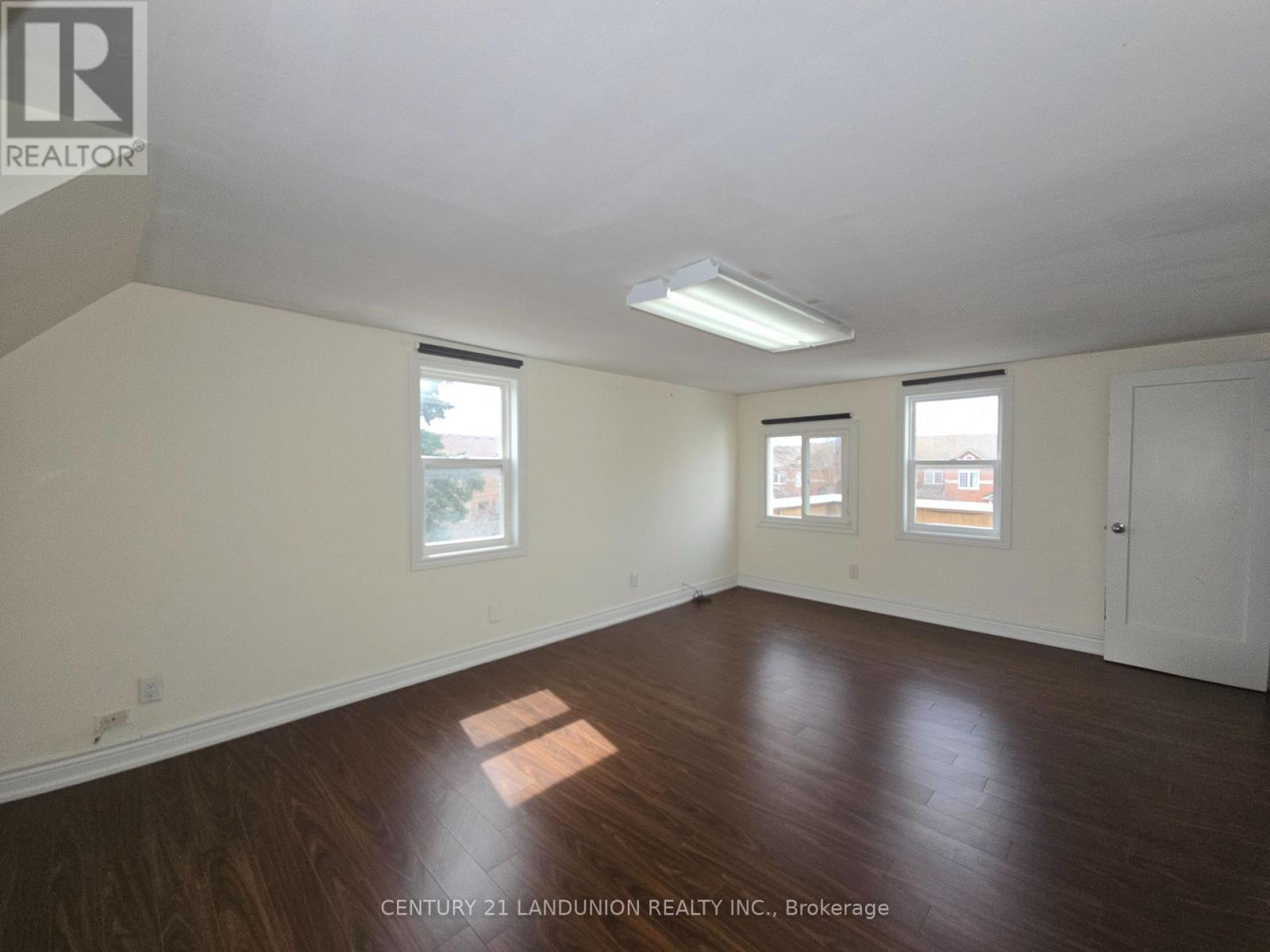 11960 Yonge Street, Richmond Hill, Ontario  L4E 3N6 - Photo 9 - N12933530