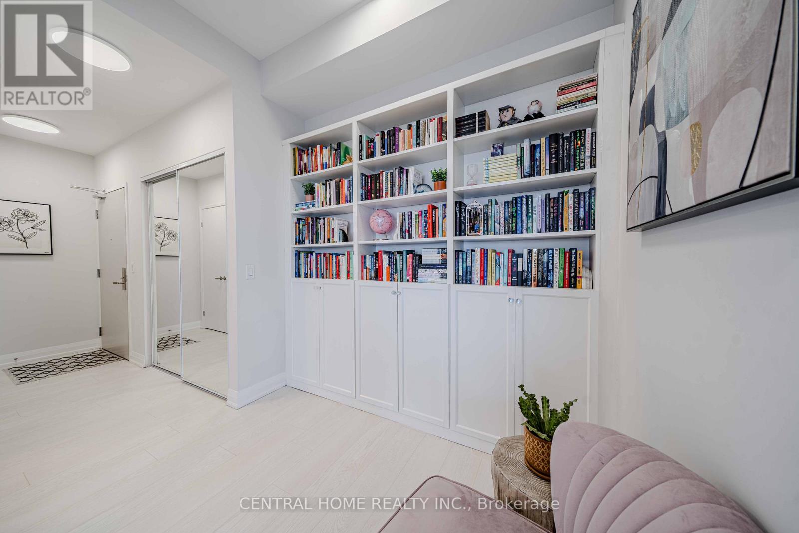 3305 - 30 Gibbs Road, Toronto, Ontario  M9B 0E4 - Photo 12 - W12933524