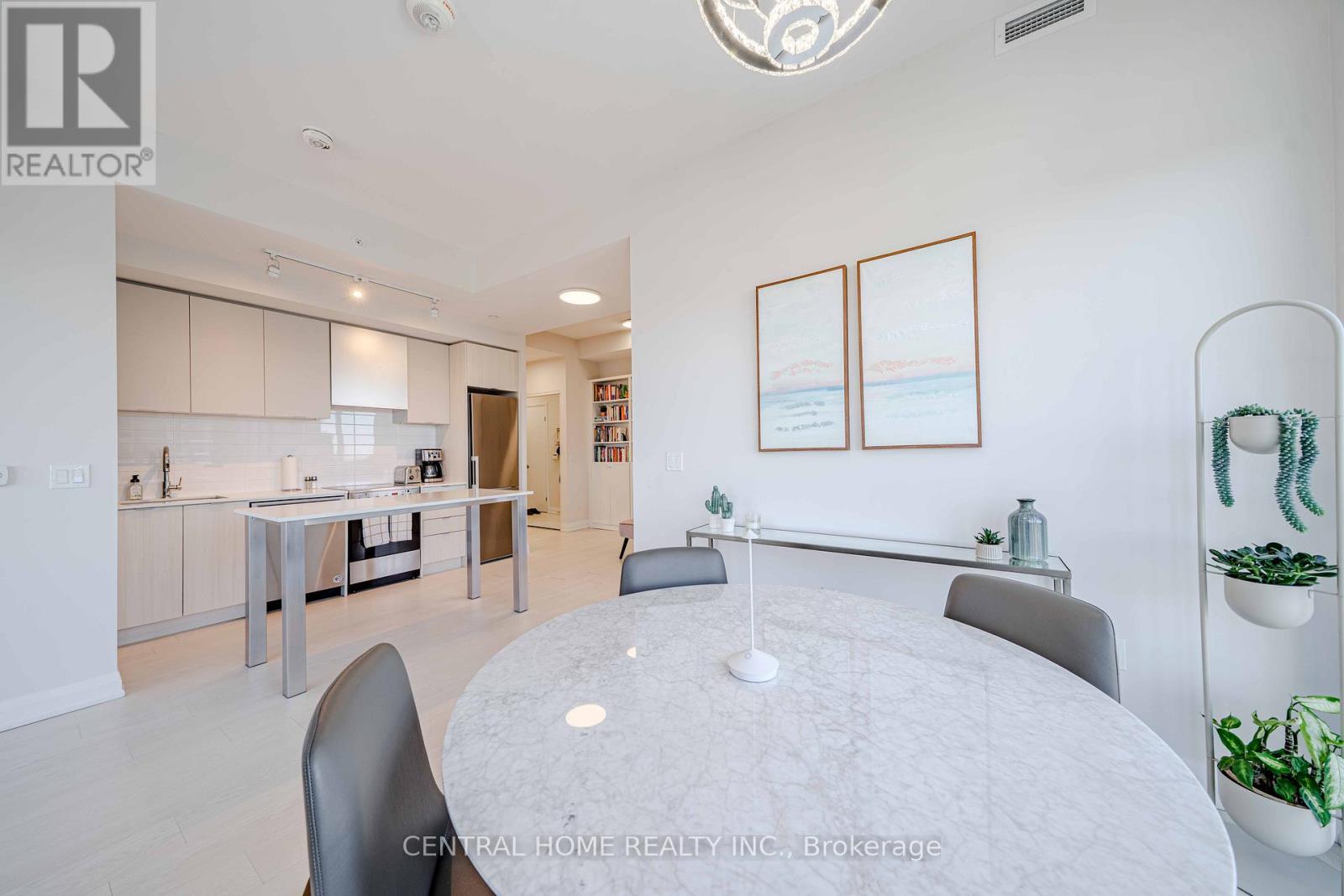 3305 - 30 Gibbs Road, Toronto, Ontario  M9B 0E4 - Photo 18 - W12933524