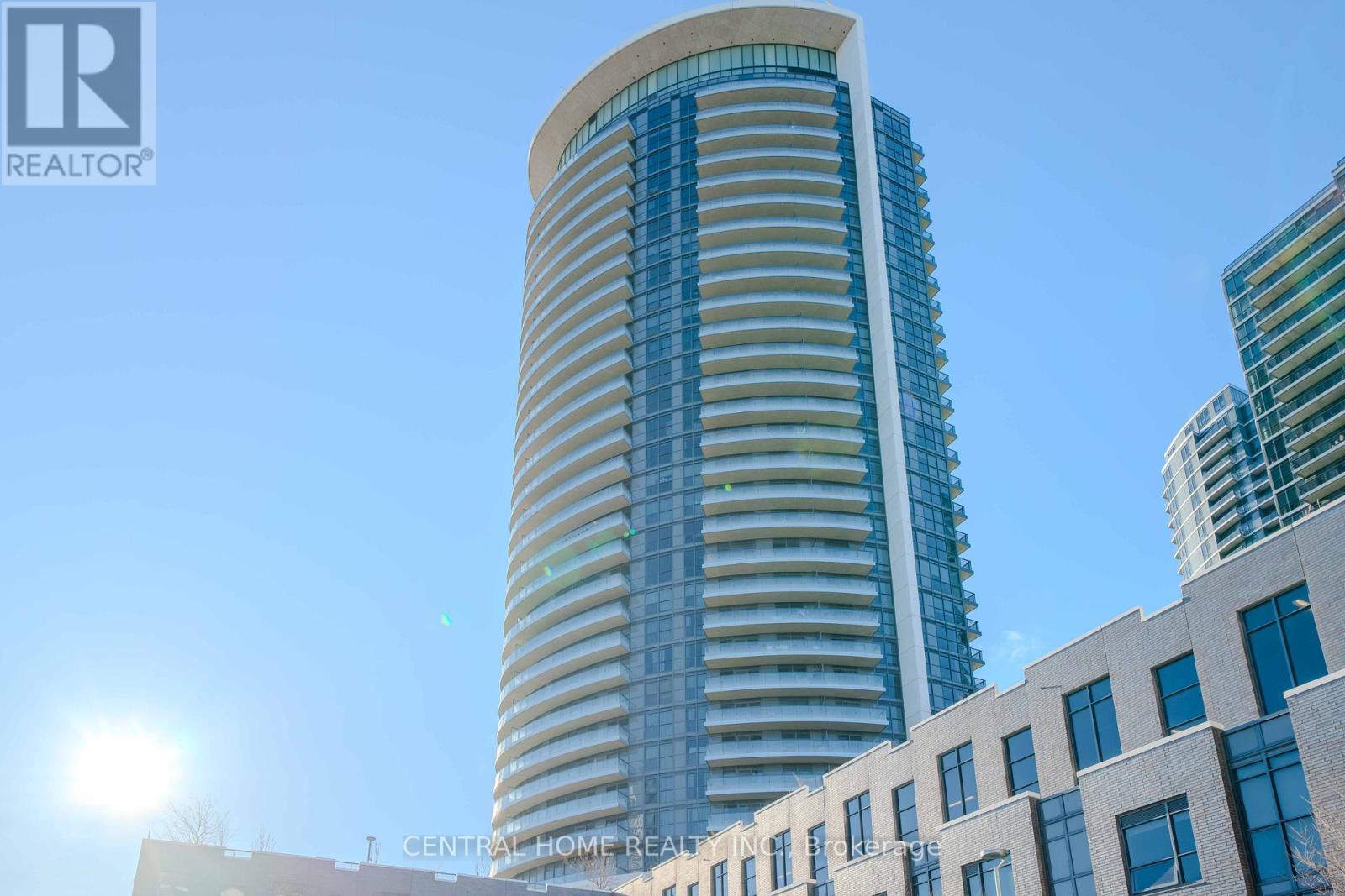 3305 - 30 Gibbs Road, Toronto, Ontario  M9B 0E4 - Photo 2 - W12933524