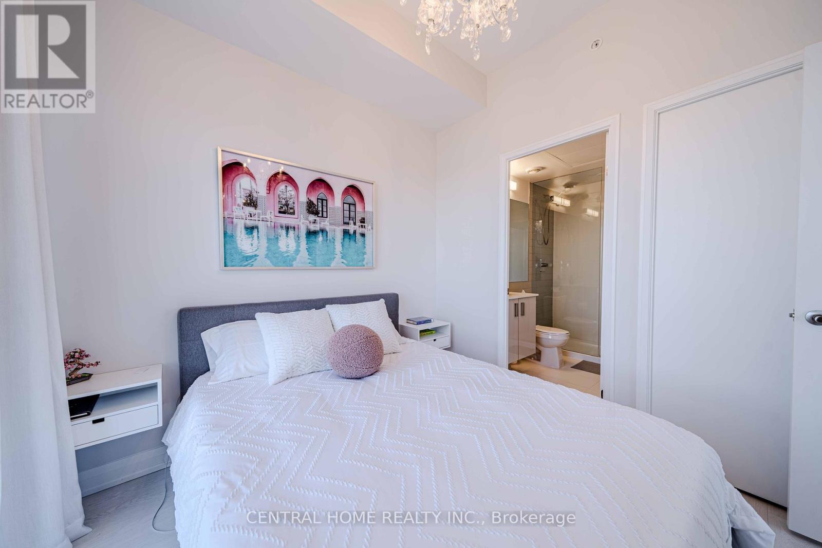 3305 - 30 Gibbs Road, Toronto, Ontario  M9B 0E4 - Photo 21 - W12933524