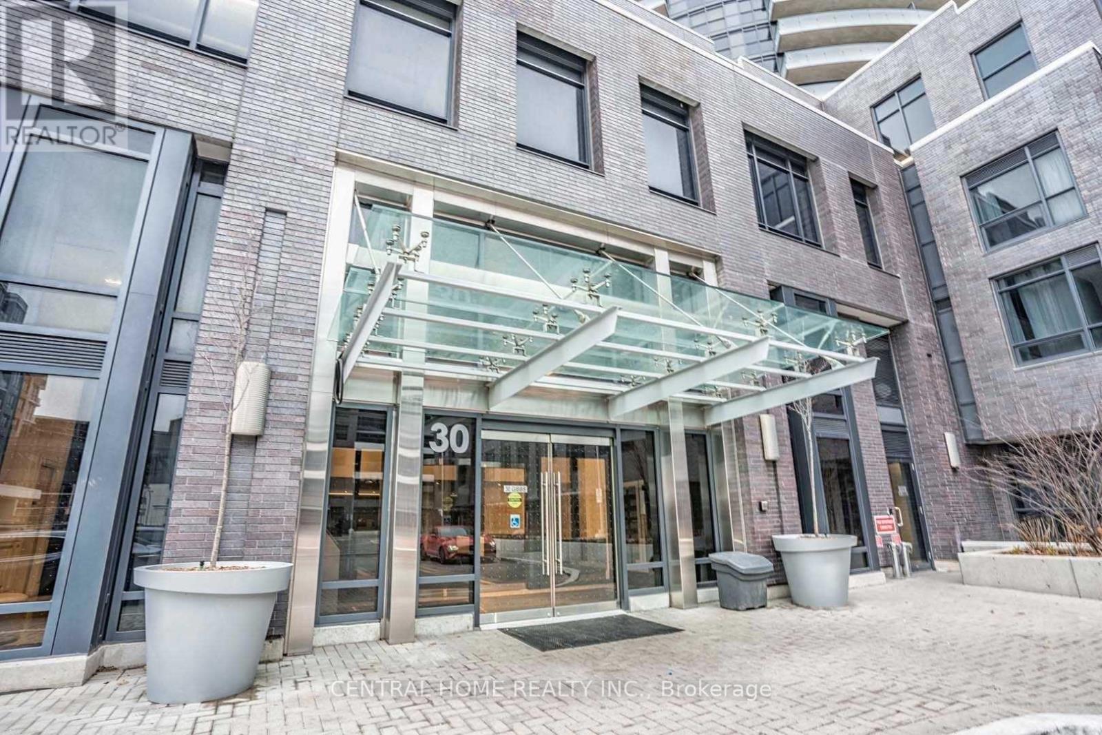 3305 - 30 Gibbs Road, Toronto, Ontario  M9B 0E4 - Photo 3 - W12933524