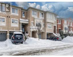 40 - 9 ASPEN HILLS ROAD, Brampton, Ontario