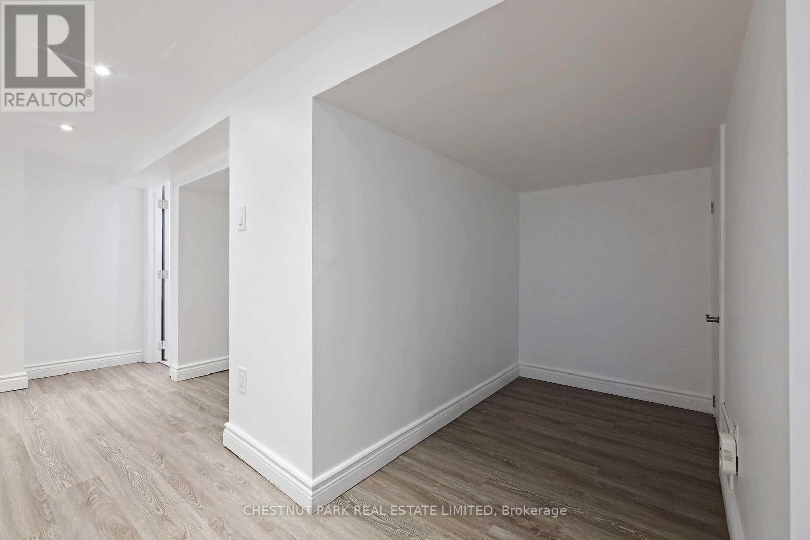 15 Denison Road W, Toronto, Ontario  M9N 1B9 - Photo 7 - W12933532