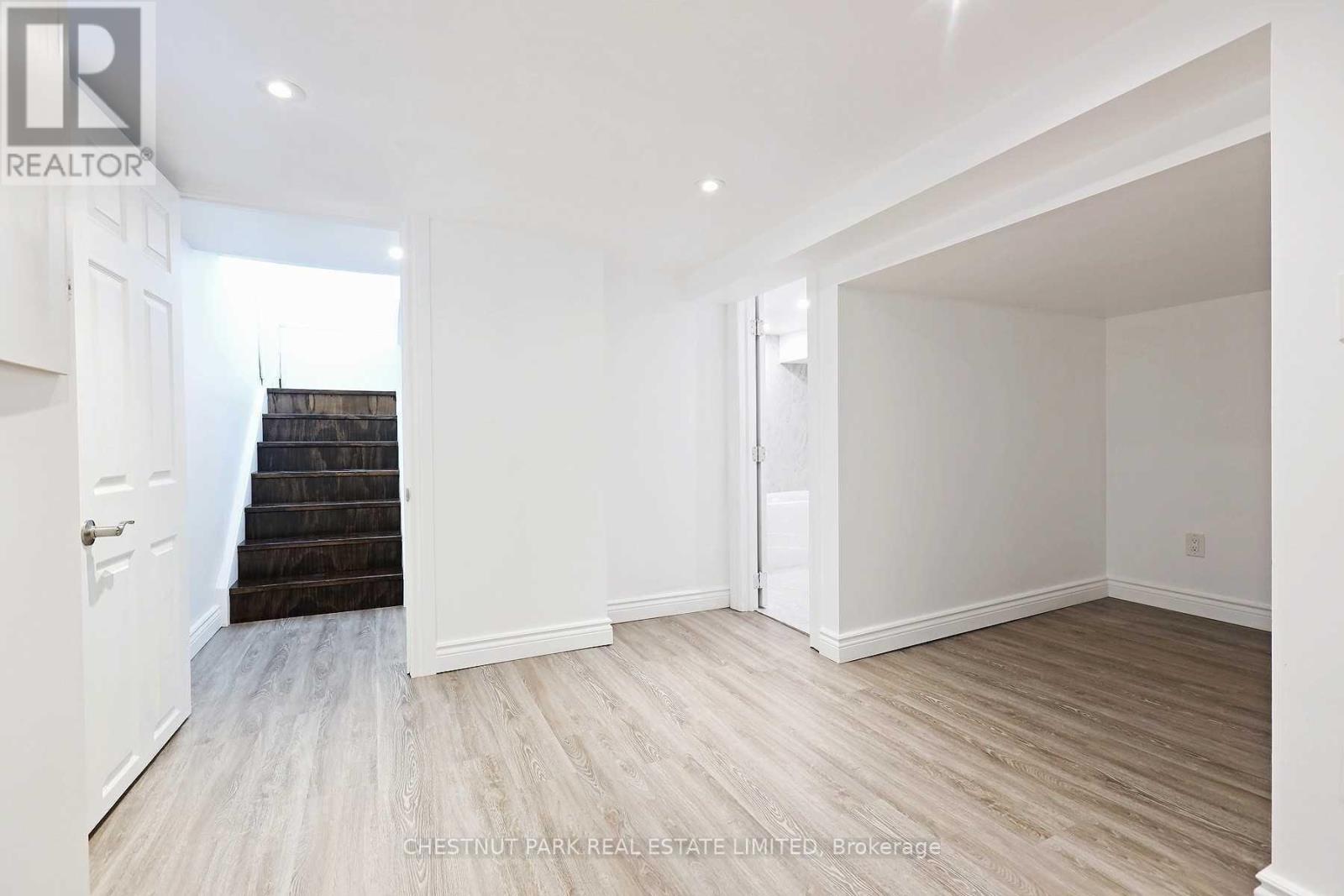 15 Denison Road W, Toronto, Ontario  M9N 1B9 - Photo 8 - W12933532