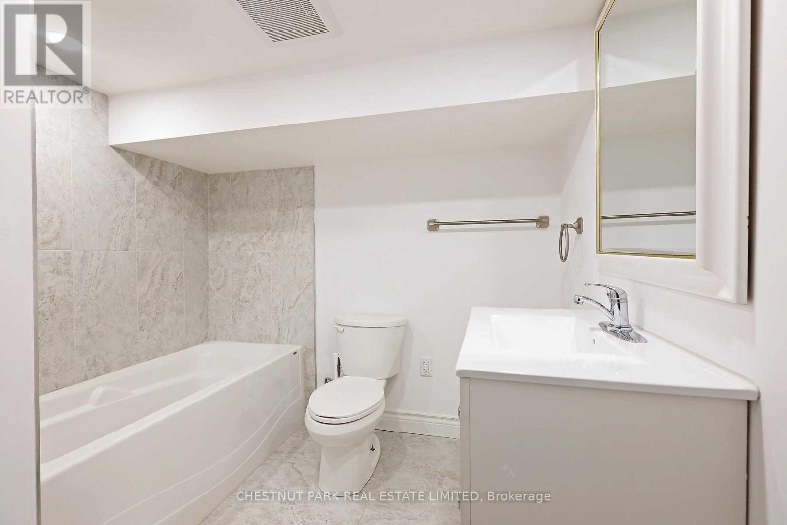 15 Denison Road W, Toronto, Ontario  M9N 1B9 - Photo 9 - W12933532