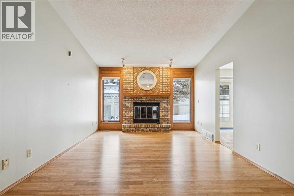 140 Shawnee Rise Sw, Calgary, Alberta  T2Y 2S3 - Photo 11 - A2288510