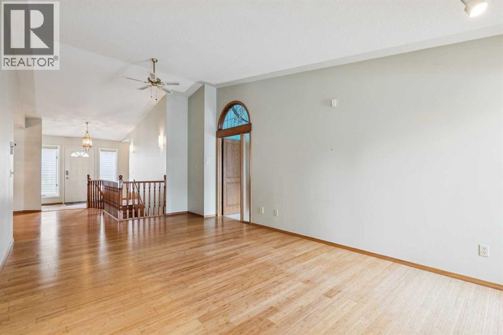 140 Shawnee Rise Sw, Calgary, Alberta  T2Y 2S3 - Photo 15 - A2288510