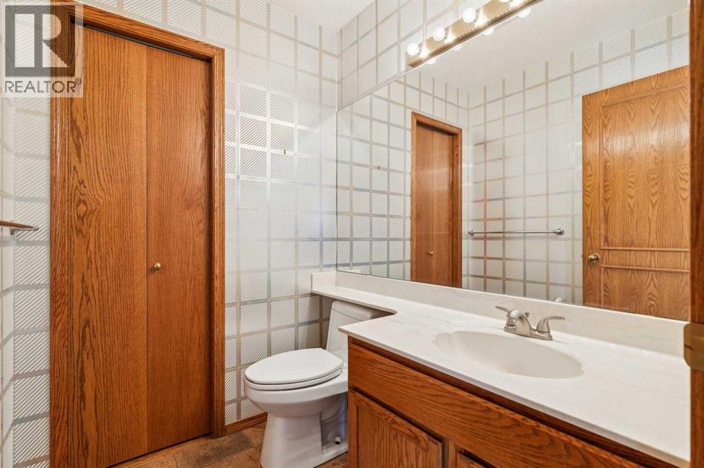 140 Shawnee Rise Sw, Calgary, Alberta  T2Y 2S3 - Photo 35 - A2288510