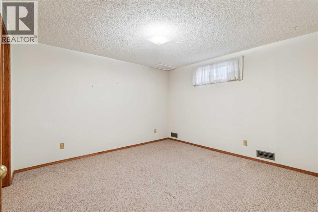 140 Shawnee Rise Sw, Calgary, Alberta  T2Y 2S3 - Photo 40 - A2288510