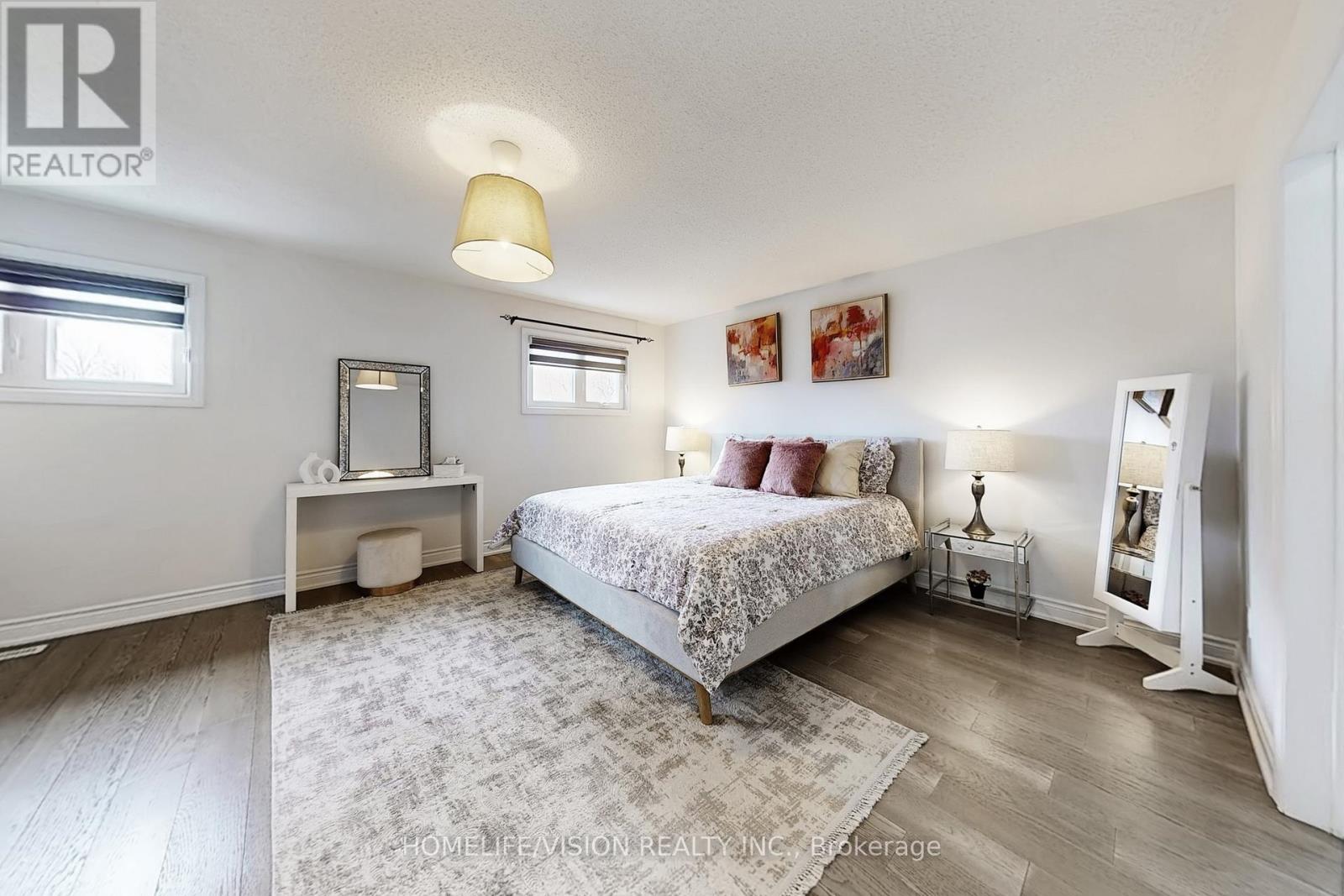 2 Prestwick Avenue, Vaughan (Maple), Ontario  L6A 2C9 - Photo 20 - N12933080