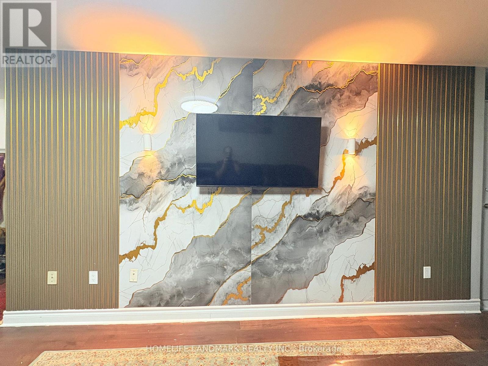 716 - 370 Dixon Road, Toronto, Ontario  M9R 1T2 - Photo 4 - W12846904