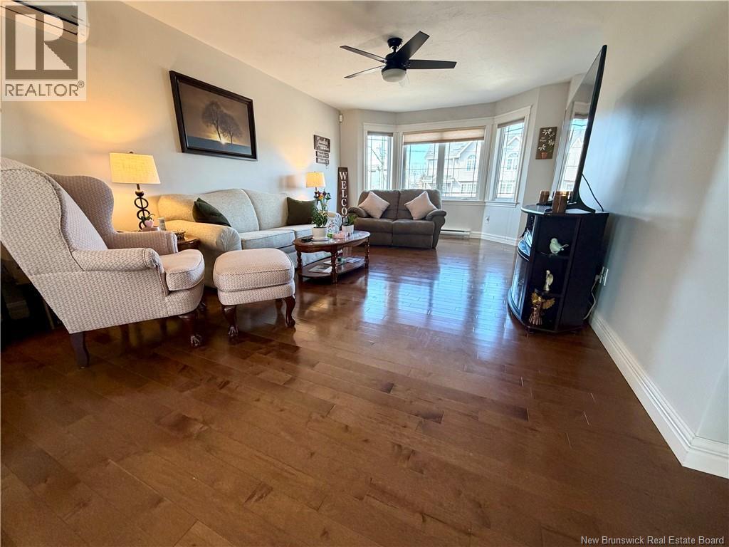 54 Clarendon Drive, Moncton, New Brunswick  E1G 0M9 - Photo 3 - NB135212