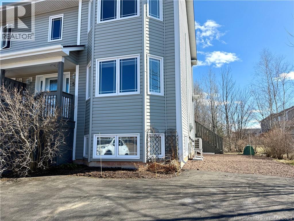 54 Clarendon Drive, Moncton, New Brunswick  E1G 0M9 - Photo 33 - NB135212