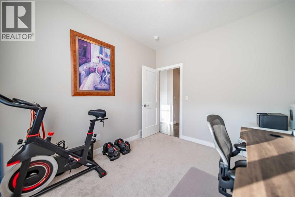 713 Crestridge Common SW, Calgary, Alberta  T3B 6L6 - Photo 17 - A2276189