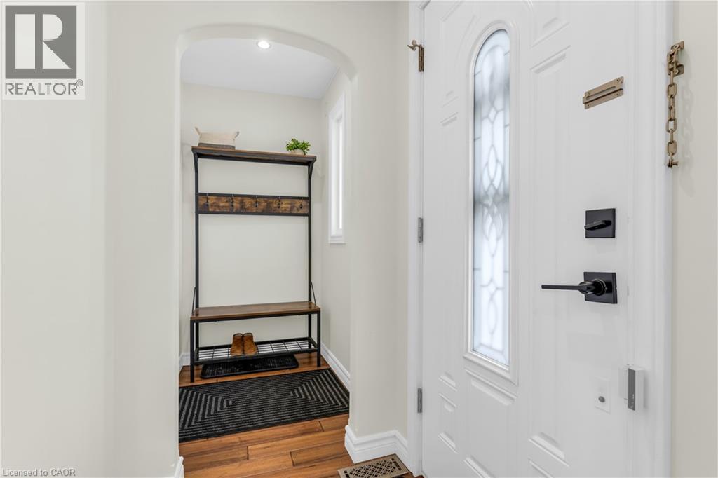 303 Nelson Street, Brantford, Ontario  N3S 4C9 - Photo 6 - 40815061