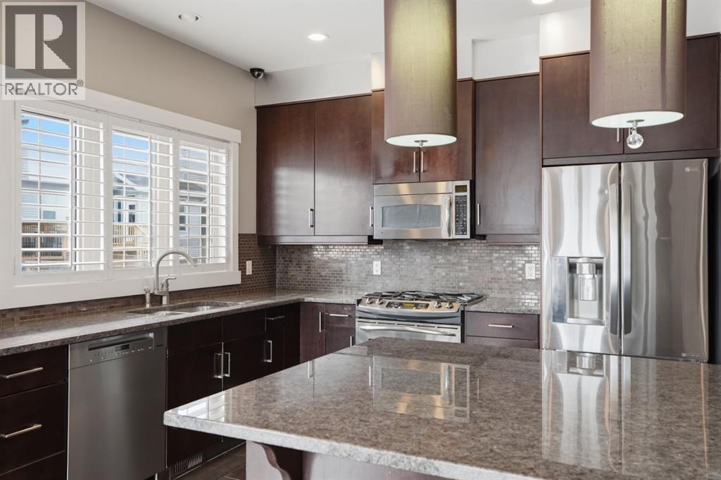 595 Panamount Boulevard NW, Calgary, Alberta  T3H 0H5 - Photo 11 - A2290116