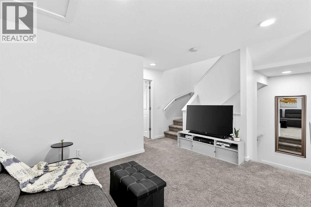 42 Heirloom Manor Se, Calgary, Alberta  T3S 0H2 - Photo 24 - A2297204