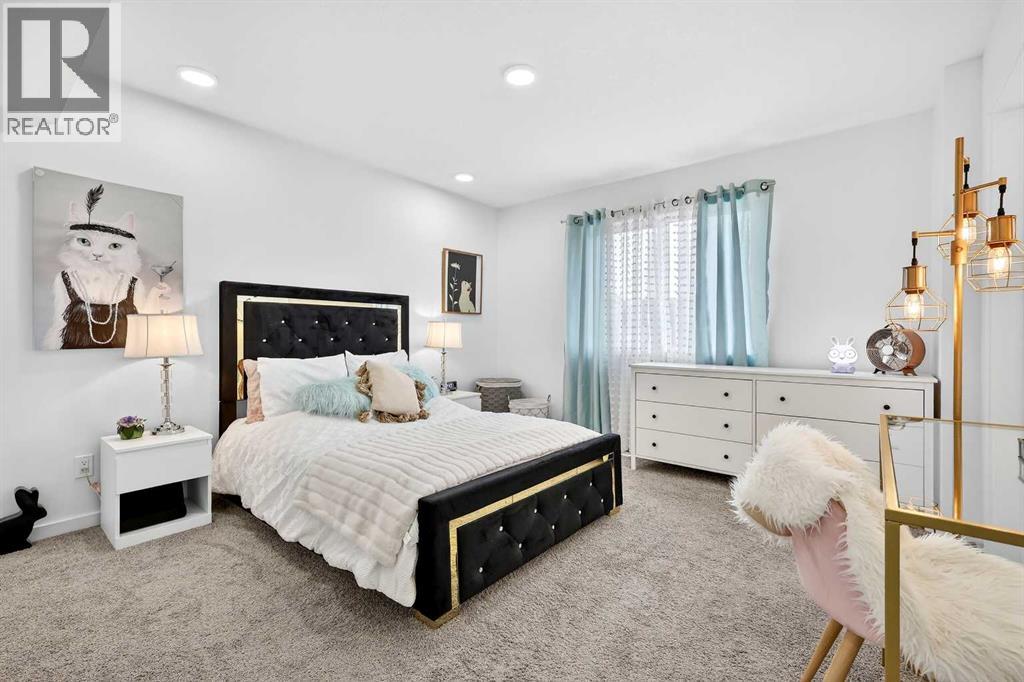 42 Heirloom Manor Se, Calgary, Alberta  T3S 0H2 - Photo 25 - A2297204