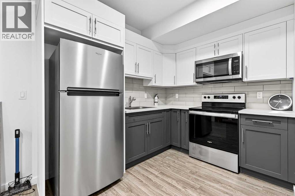 42 Heirloom Manor Se, Calgary, Alberta  T3S 0H2 - Photo 35 - A2297204