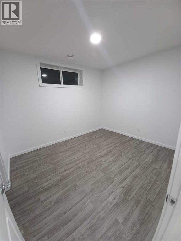 42 Heirloom Manor Se, Calgary, Alberta  T3S 0H2 - Photo 40 - A2297204