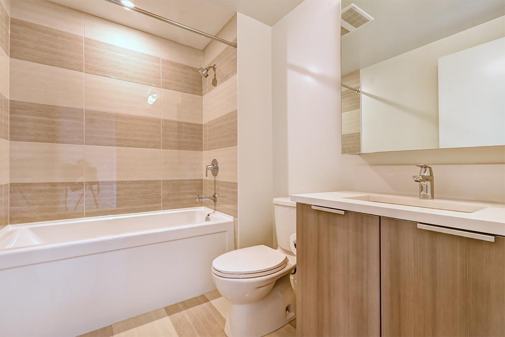 1008 13308 Central Avenue, Surrey, British Columbia  V3T 0M4 - Photo 13 - R3104574