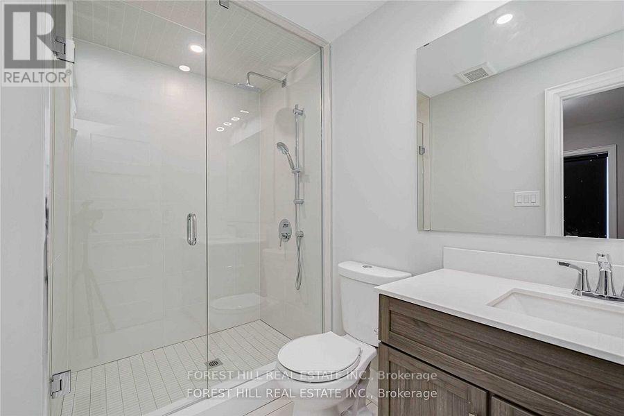 Upper - 63 Argyle Street, Toronto, Ontario  M6J 1N8 - Photo 8 - C12928926