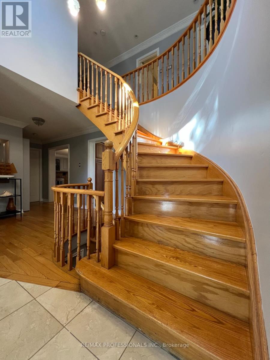 3365 Cider Mill Place, Mississauga, Ontario  L5L 3H6 - Photo 5 - W12933534