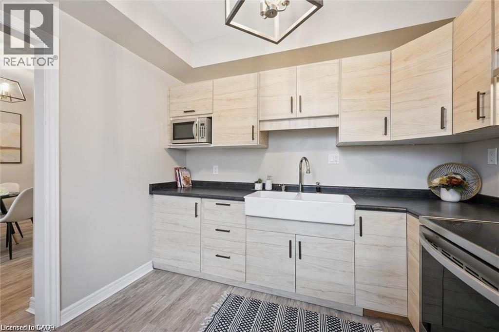 16-18 St Andrews Street, Cambridge, Ontario  N1S 1M4 - Photo 8 - 40809961