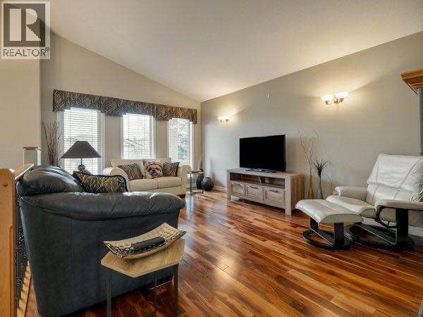 76 Grand River Boulevard W, Lethbridge, Alberta  T1K 7P3 - Photo 5 - A2288701