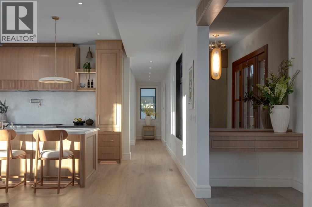 2945 Toronto Crescent NW, Calgary, Alberta  T2N 3W4 - Photo 7 - A2290621