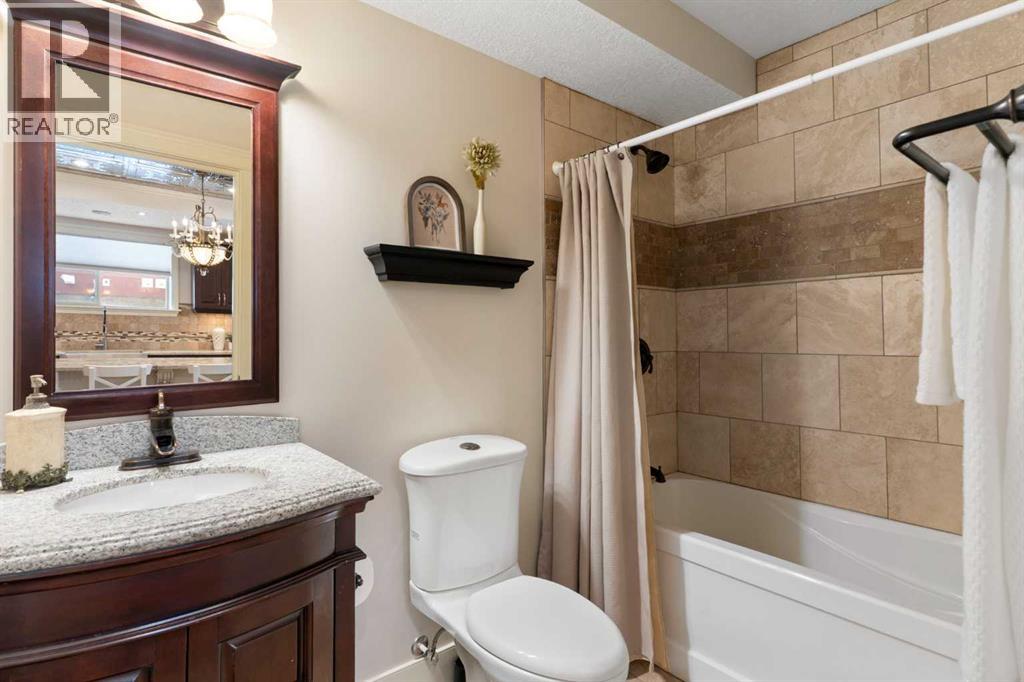 295 Coopers Hill Sw, Airdrie, Alberta  T4B 0R9 - Photo 38 - A2292805