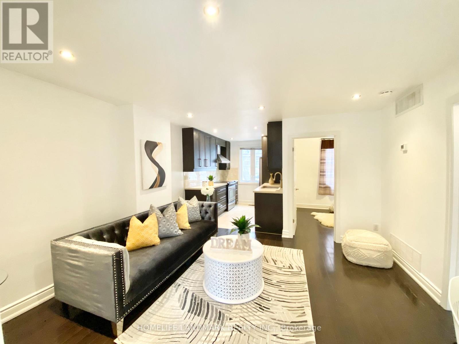 Main - 57 Glenside Avenue, Toronto, Ontario  M4L 2T6 - Photo 14 - E12756088