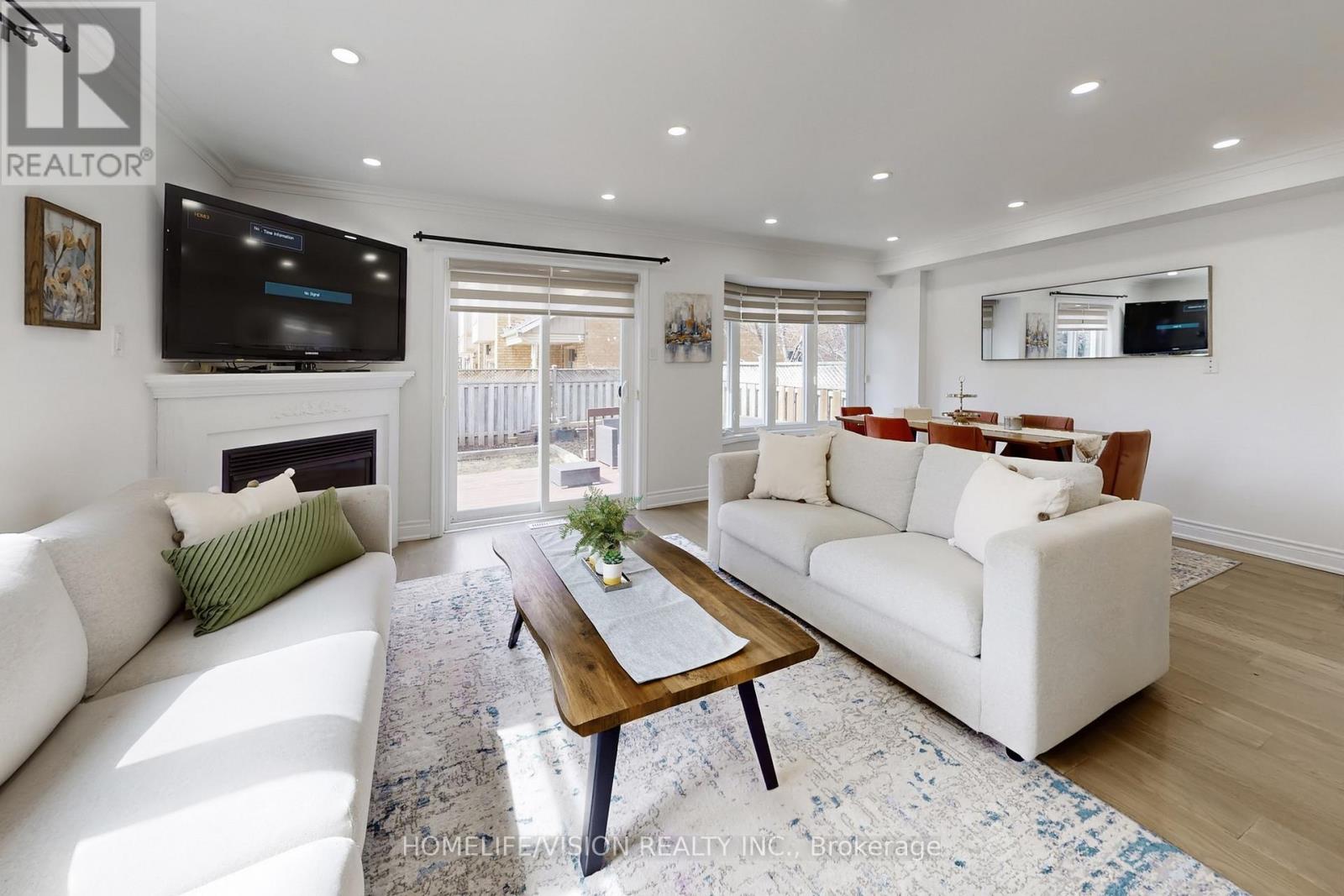 2 Prestwick Avenue, Vaughan, Ontario  L6A 2C9 - Photo 7 - N12933080