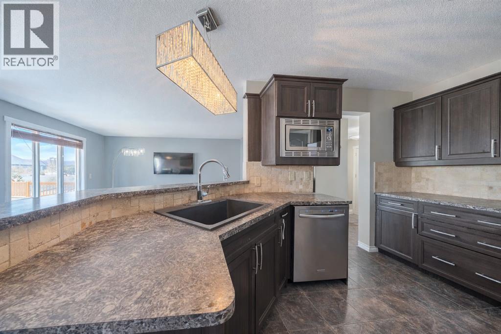 11 Inglis Crescent, Red Deer, Alberta  T4H 3H3 - Photo 10 - A2296131