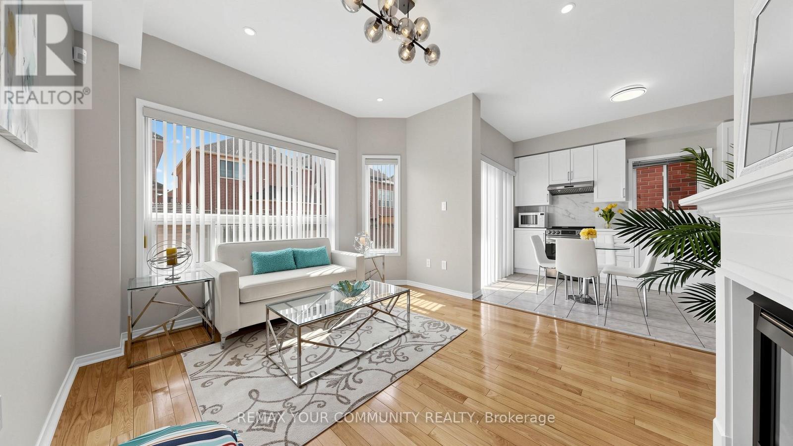 15 Catherina Street, Markham, Ontario  L6C 2L6 - Photo 14 - N12820152